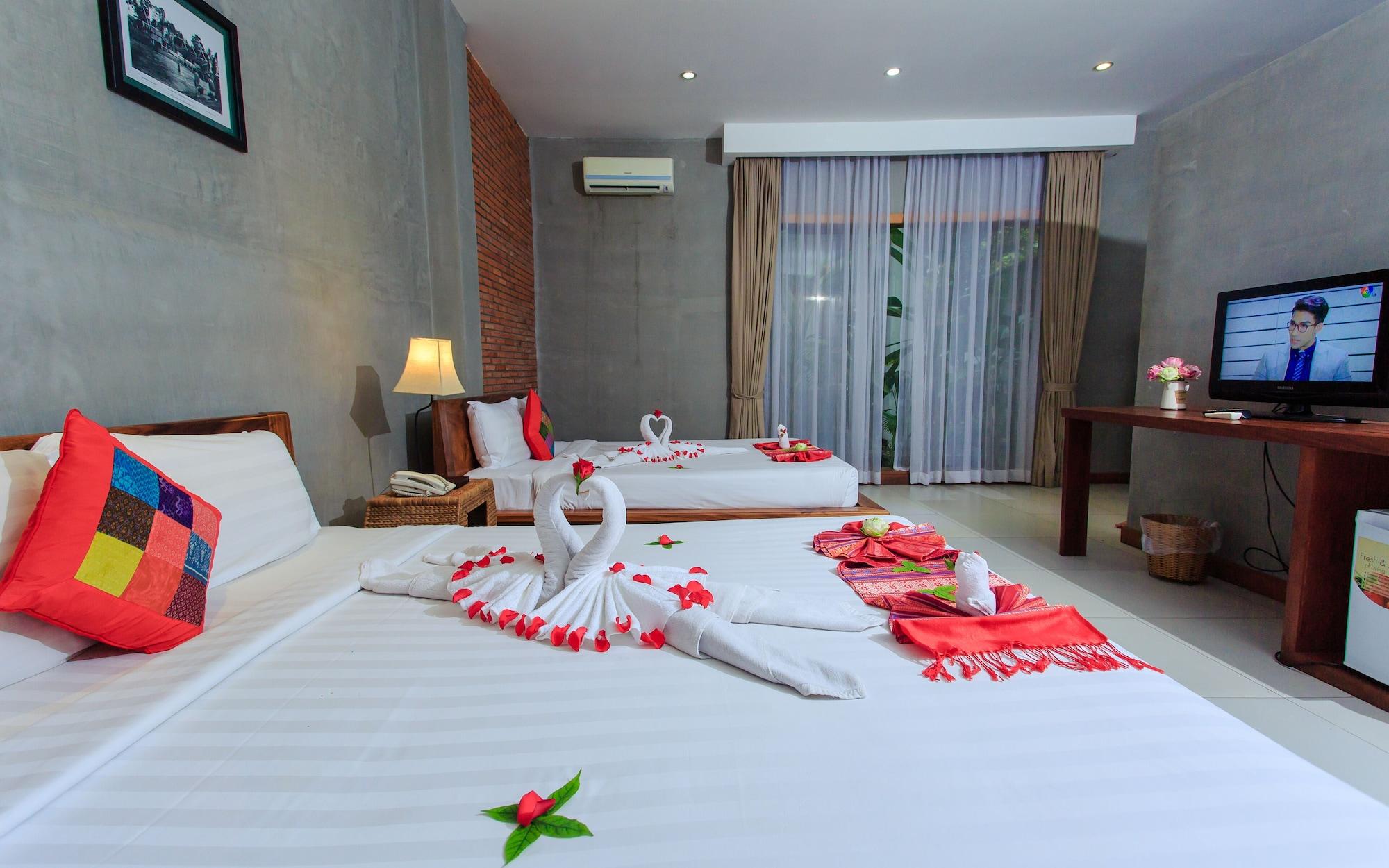 Saravoan Royal Palace 3*